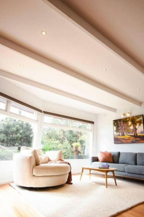 Very Cool Mid Century, Pet Friendly Urban Oasis, Geelong